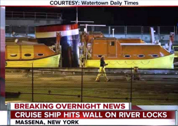 Cruise ship crashes into the lock with 22 injured