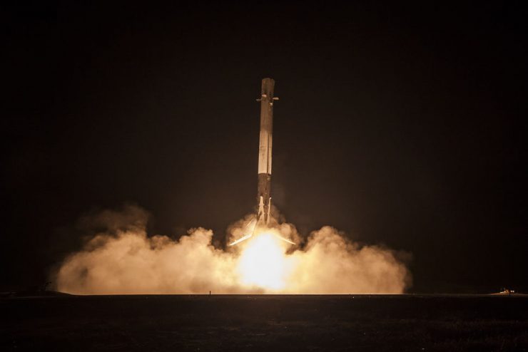 SpaceX falcon 9 rocket